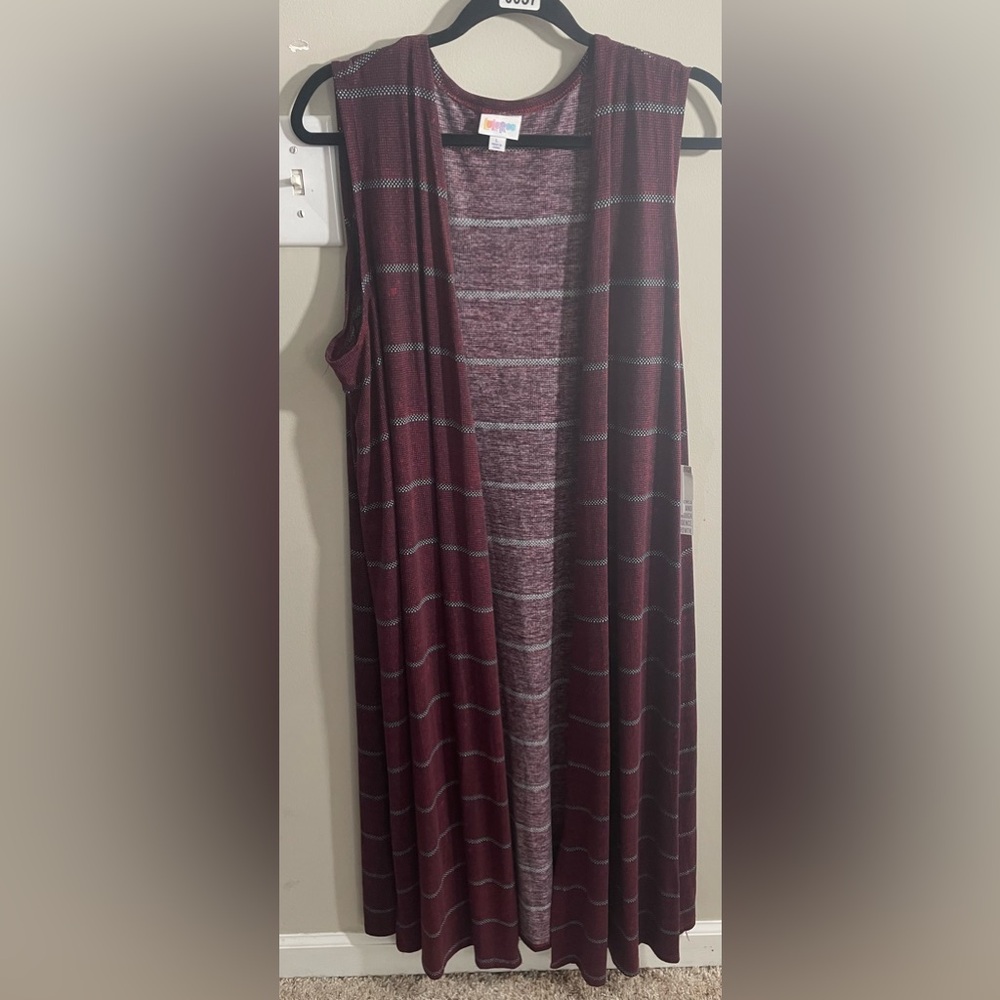 Lularoe joy vest size large